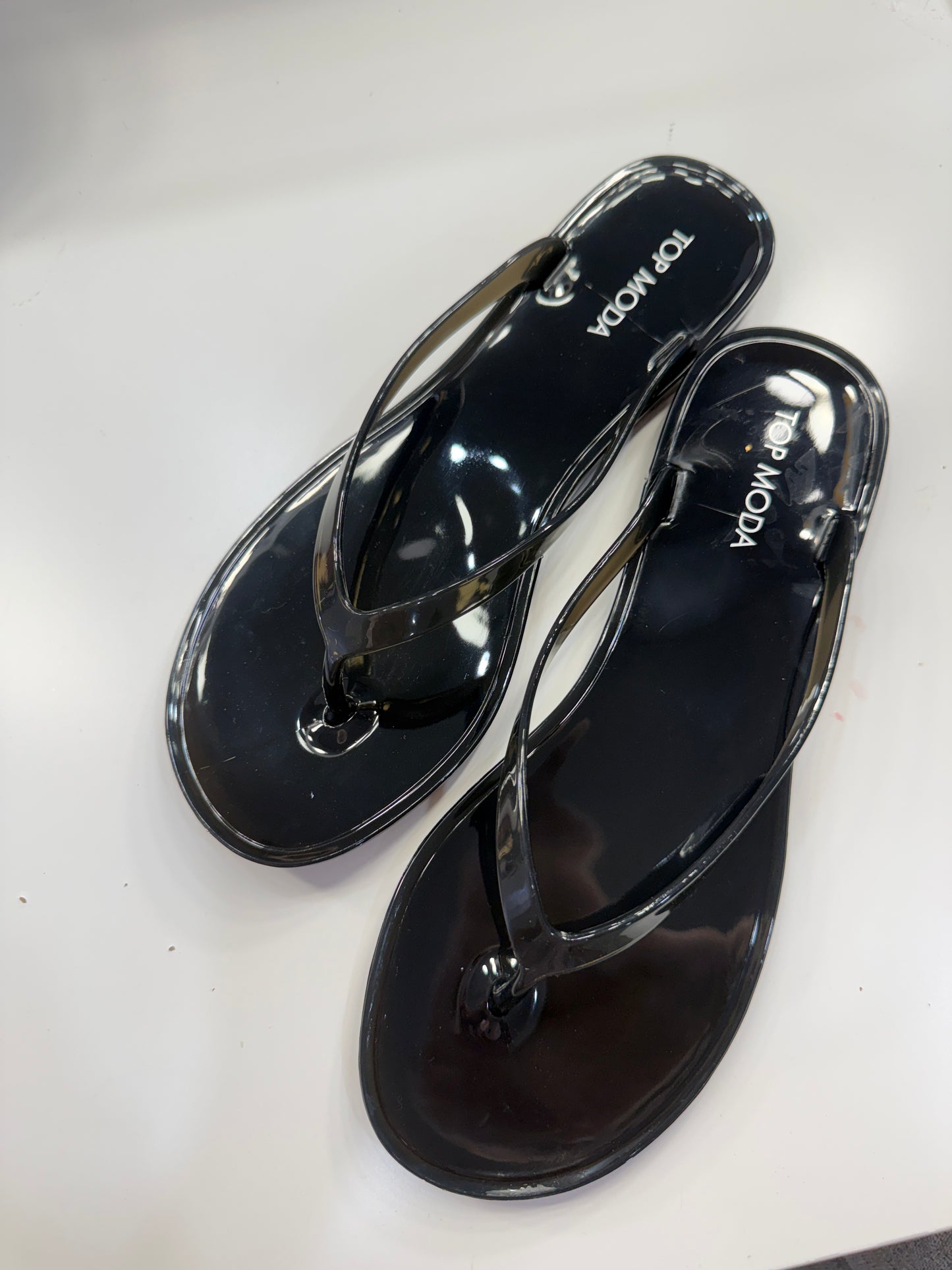 Black Jelly Sandals