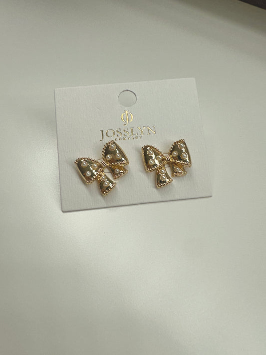 Bow Pearl Stud Earrings